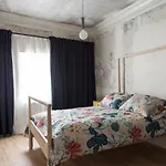 Un Piso Especial En El Casco Historico De Burgos