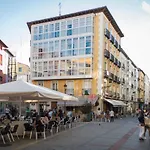 Un Piso Especial En El Casco Historico De Burgos